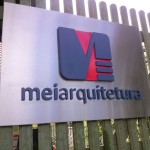 placa aço inox com logomarca em pvc expandido