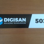 placa de portas em pvc com adesivo de recorte