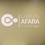 logomarca em relevo para clinica de fisioterapia